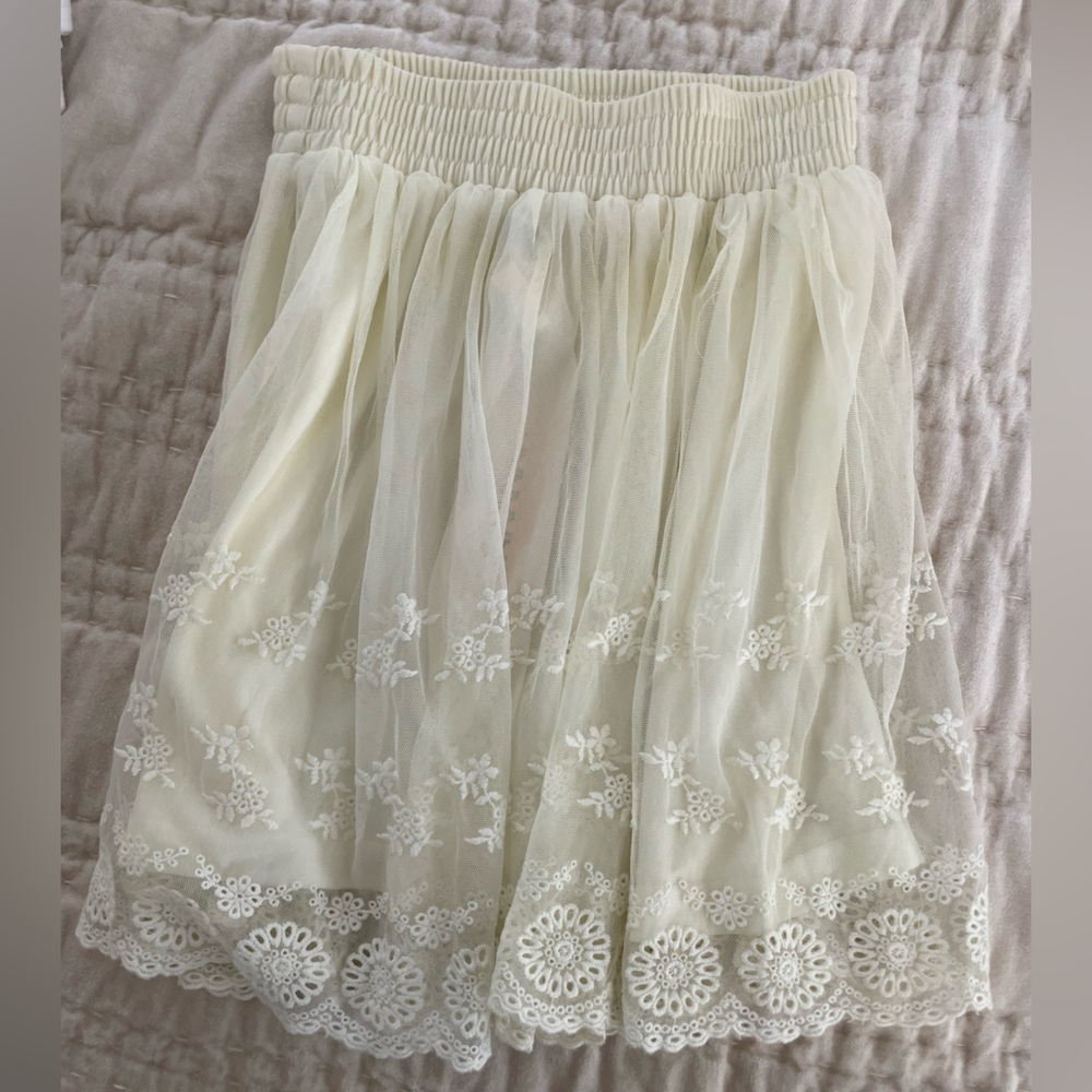 BNWT Cream White Lace Skirt